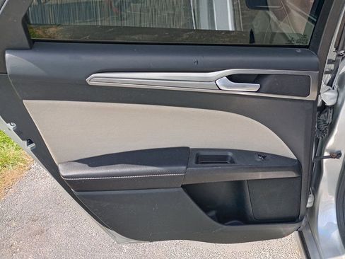 Used 2017 Ford Fusion S image 16