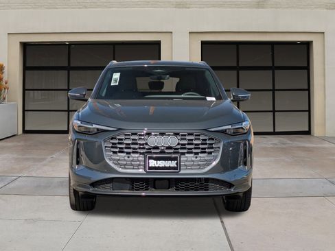 New 2025 Audi Q5 Premium Plus image 2