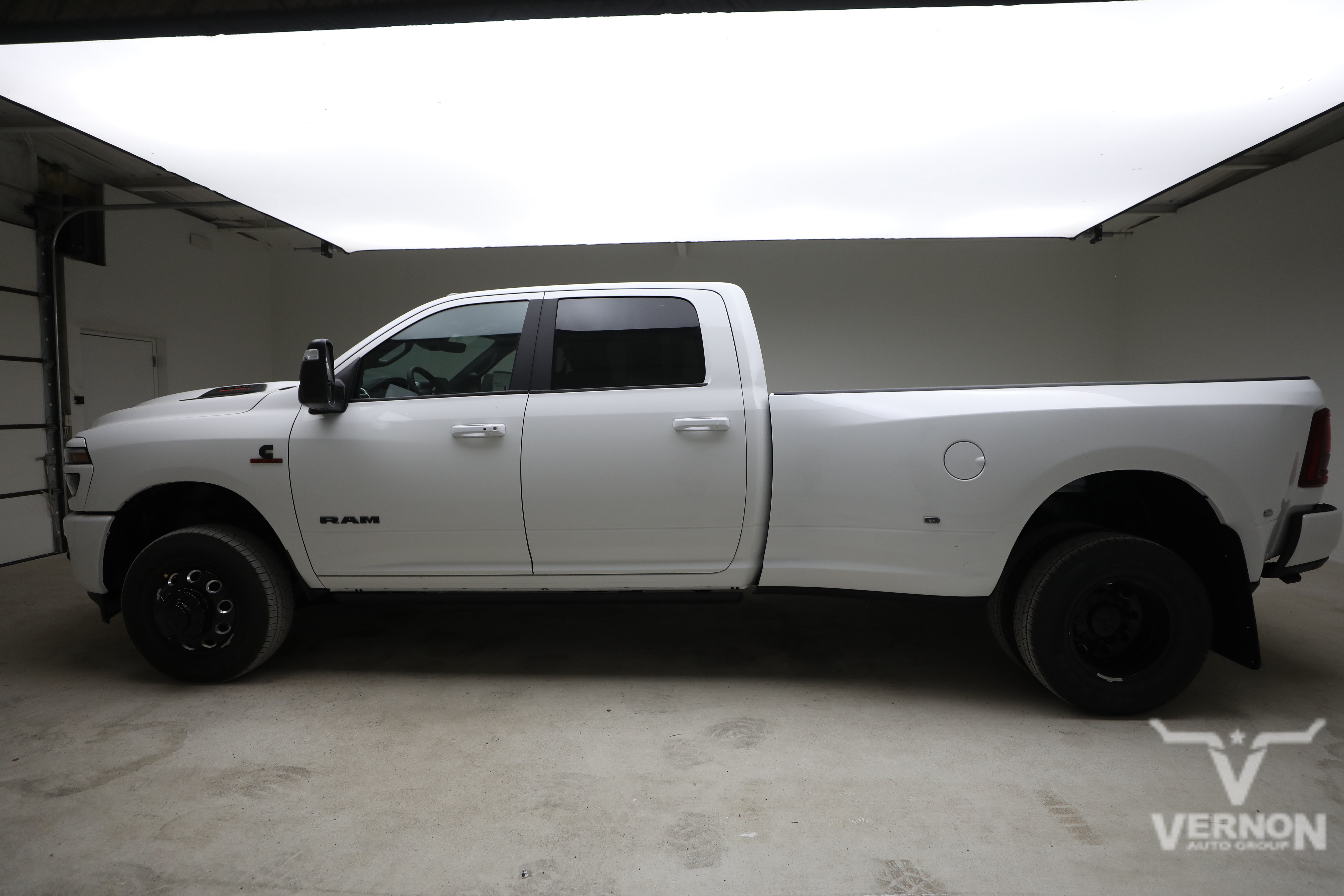 New 2026 RAM 3500 Laramie AWD/4WD image 2