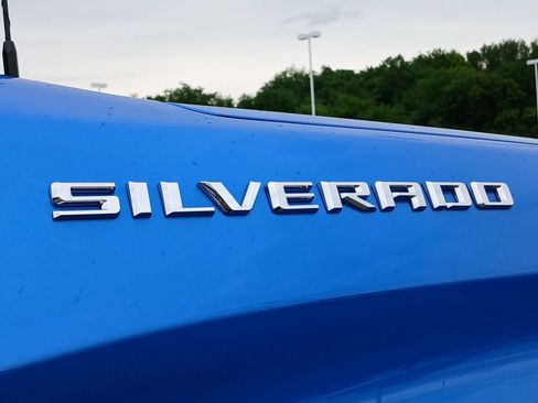 Certified 2025 Chevrolet Silverado 1500 LT AWD/4WD image 33