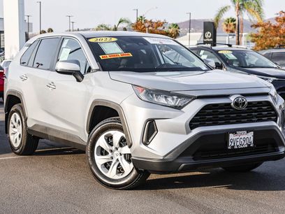 Certified 2022 Toyota RAV4 LE w/ Carpet Mat Package (TMS)