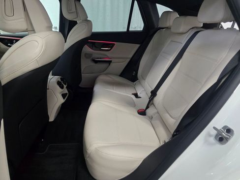 Certified 2025 Mercedes-Benz GLC 300 GLC 300 image 18