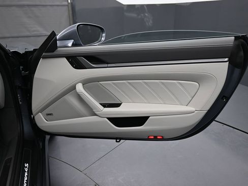 New 2026 Porsche 911 Carrera 4S image 26