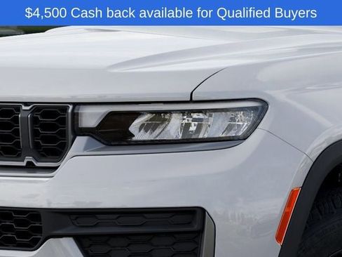 New 2026 Jeep Grand Cherokee Altitude AWD/4WD image 12