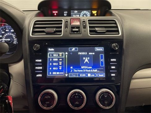 Used 2018 Subaru Forester 2.5i Premium image 16