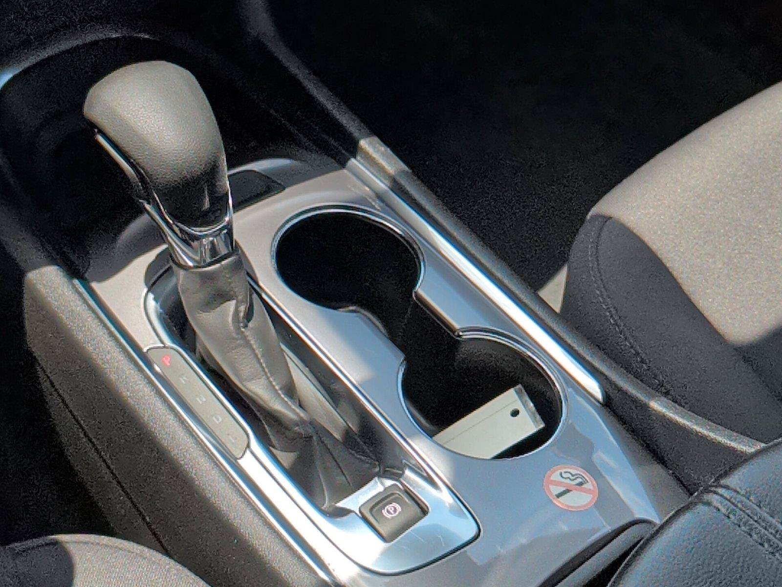 Used 2023 Chevrolet Malibu LT FWD image 19