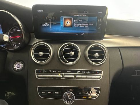 Used 2020 Mercedes-Benz C 300 Sedan image 36