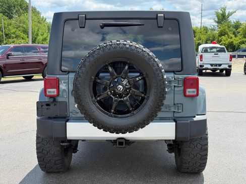 Used 2015 Jeep Wrangler Unlimited Sahara w/ Trailer Tow Group AWD/4WD image 7