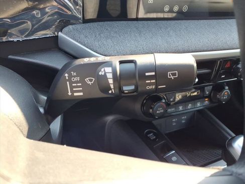 New 2026 Nissan Kicks SV w/ SV Premium Package image 23