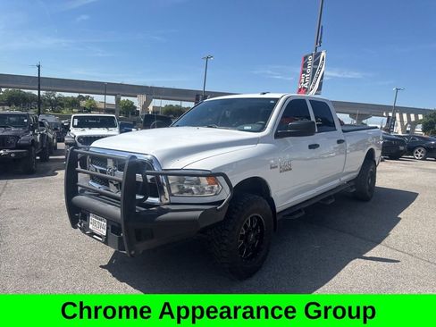 Used 2017 RAM 2500 Tradesman w/ Chrome Appearance Group AWD/4WD image 4