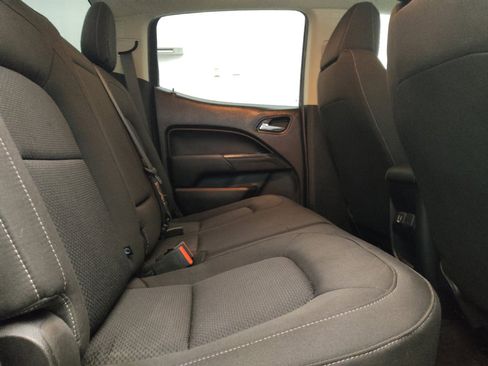 Used 2019 Chevrolet Colorado LT RWD image 19