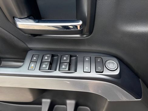 Used 2017 Chevrolet Silverado 1500 LT w/ All Star Edition AWD/4WD image 26