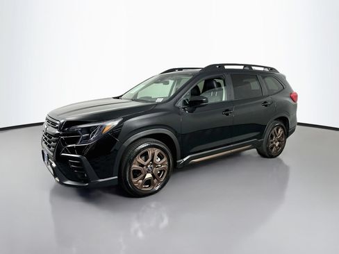 Used 2025 Subaru Ascent Bronze Edition w/ Popular Package #2 AWD/4WD image 3