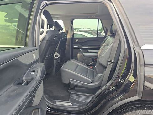 Used 2025 Lincoln Navigator Reserve AWD/4WD image 16