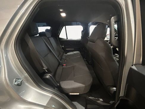 New 2025 Toyota 4Runner SR5 image 10