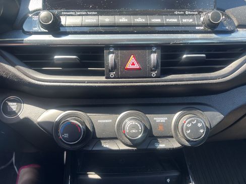 Used 2020 Kia Forte GT FWD image 15