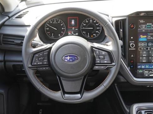 Used 2024 Subaru Crosstrek 2.5i Limited AWD/4WD image 18