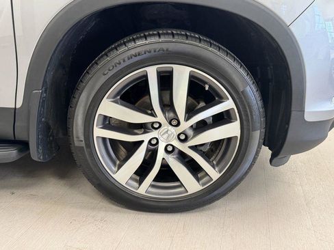Used 2018 Honda Pilot Elite image 37