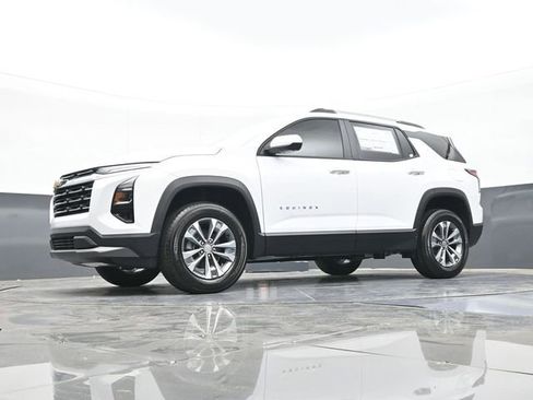 New 2026 Chevrolet Equinox LT FWD image 60