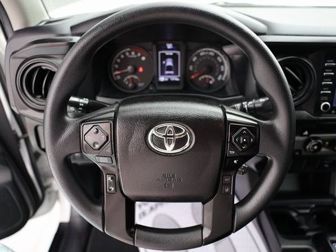 Used 2022 Toyota Tacoma SR image 16
