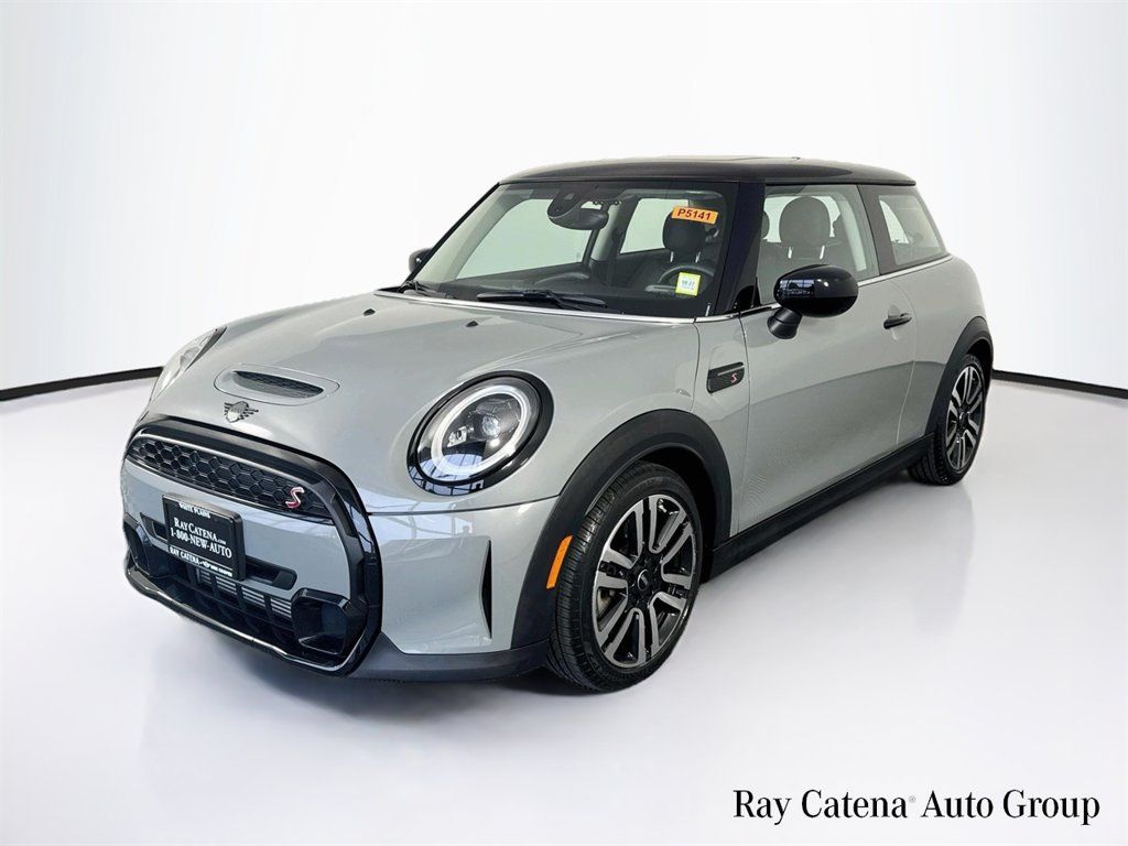Certified 2023 MINI Cooper S FWD image 3