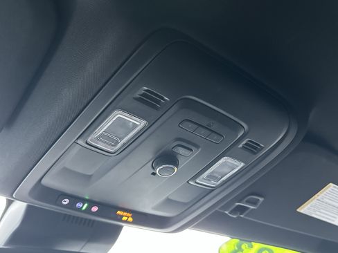 Used 2023 GMC Yukon SLT image 21