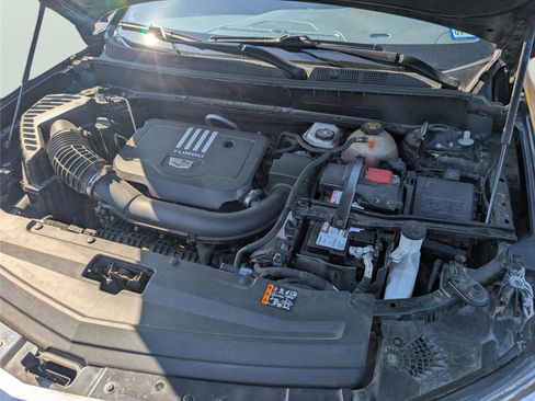 Used 2023 Cadillac XT6 Luxury image 24