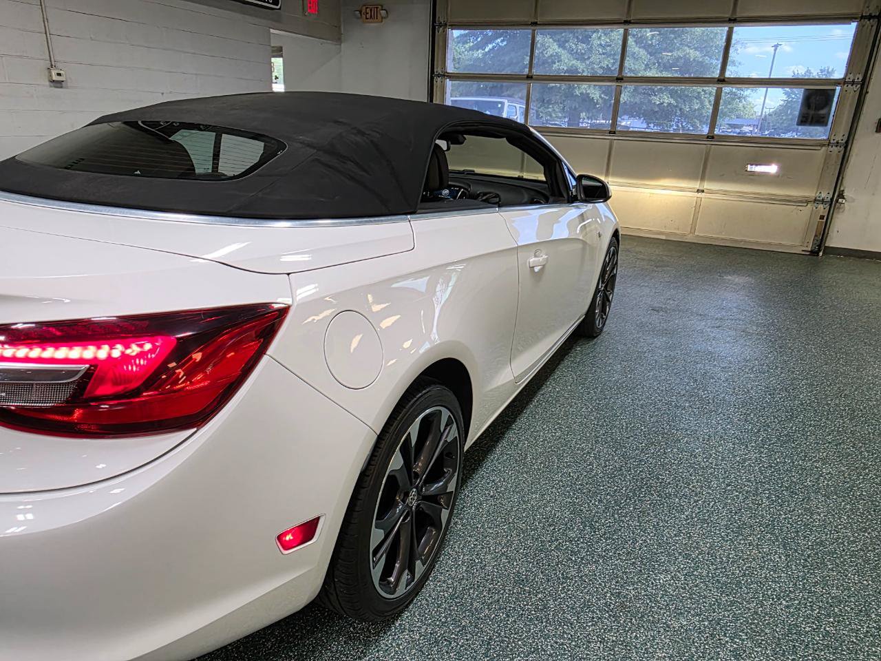 Used 2019 Buick Cascada Premium FWD image 8