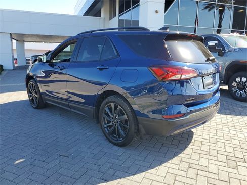 Certified 2022 Chevrolet Equinox RS w/ Infotainment Package image 6