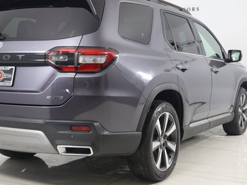 Used 2023 Honda Pilot Elite image 46
