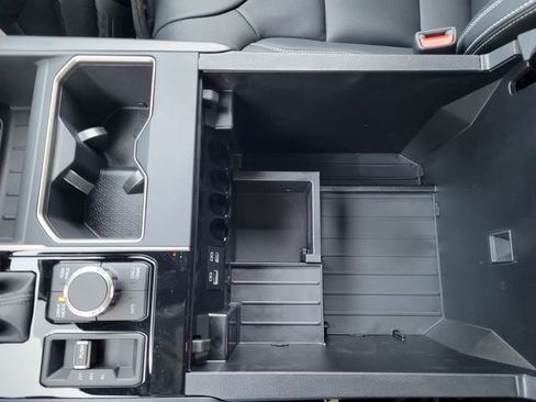New 2026 Toyota Tundra SR5 AWD/4WD image 28