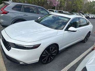 Used 2023 Honda Accord Touring video 1