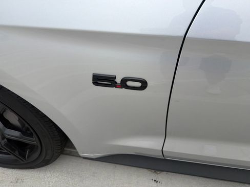 Used 2019 Ford Mustang GT Premium w/ Equipment Group 401A RWD image 9