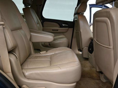 Used 2007 GMC Yukon Denali AWD/4WD image 22