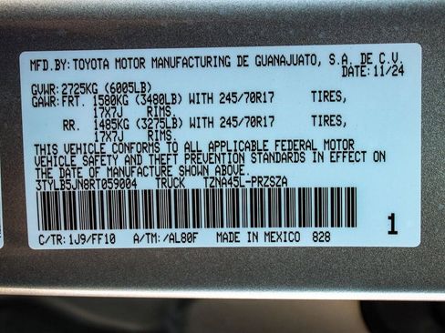 Used 2024 Toyota Tacoma SR5 AWD/4WD image 14