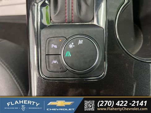 Used 2024 Chevrolet Blazer RS w/ Enhanced Convenience Package FWD image 33