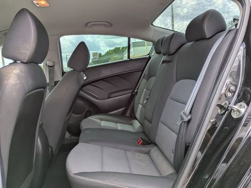 Used 2017 Kia Forte LX w/ LX Popular Package FWD image 13