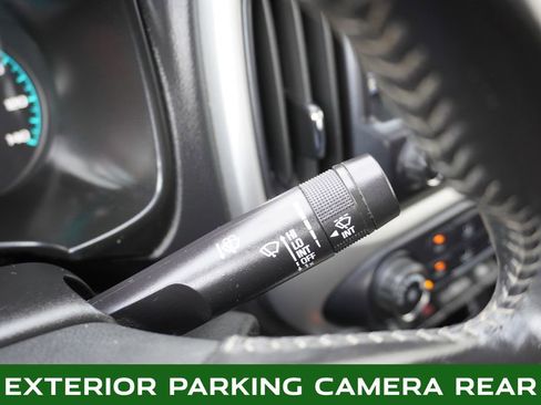 Used 2022 Chevrolet Colorado LT w/ Fleet Safety Package image 23