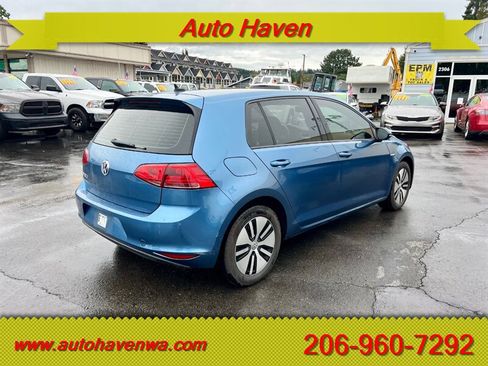 Used 2016 Volkswagen e-Golf SE image 5