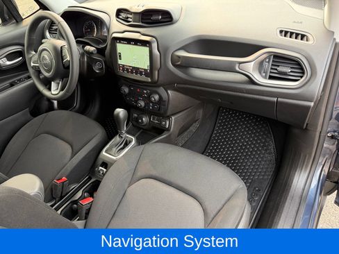 Used 2023 Jeep Renegade Latitude AWD/4WD image 19