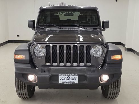 Used 2020 Jeep Wrangler Sport image 2