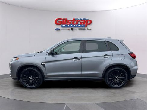 Used 2022 Mitsubishi Outlander Sport LE image 3