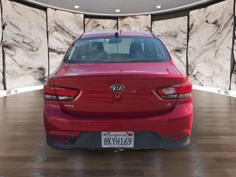Used 2019 Kia Rio S FWD image 5
