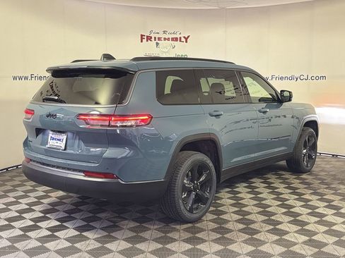 New 2026 Jeep Grand Cherokee L Limited AWD/4WD image 3