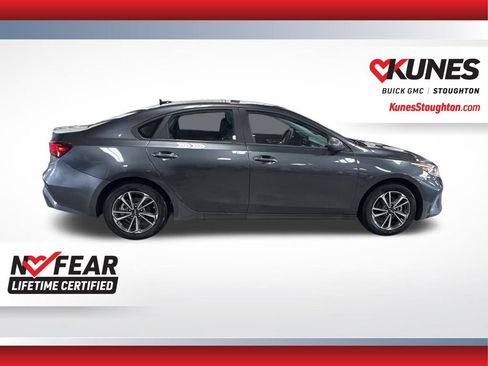 Used 2024 Kia Forte LXS image 12