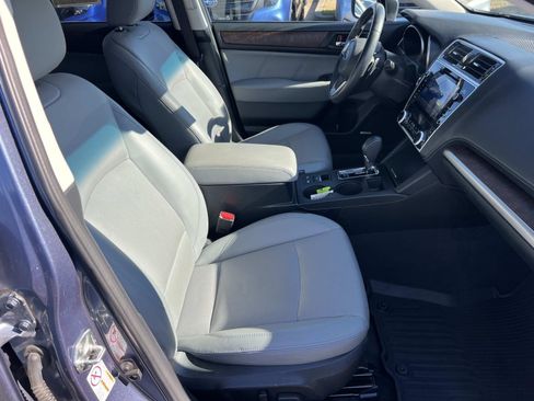 Used 2018 Subaru Outback 2.5i Limited image 13
