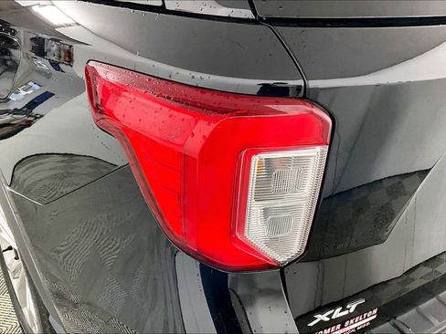 Used 2023 Ford Explorer XLT w/ Equipment Group 202A image 29
