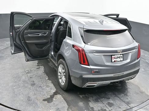 Used 2020 Cadillac XT5 Premium Luxury image 44