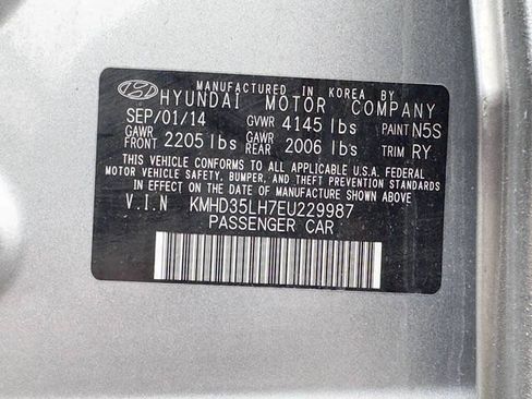 Used 2014 Hyundai Elantra GT FWD image 18