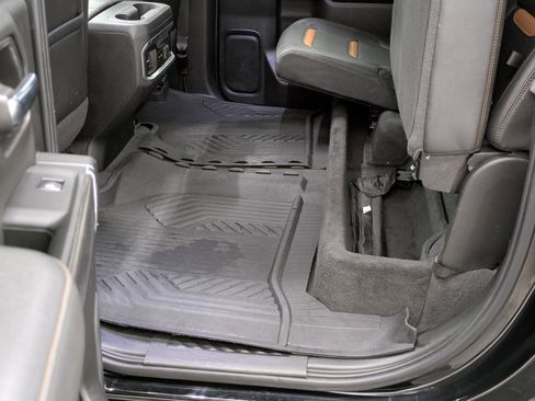 Used 2022 GMC Sierra 1500 AT4 w/ AT4 Preferred Package image 28